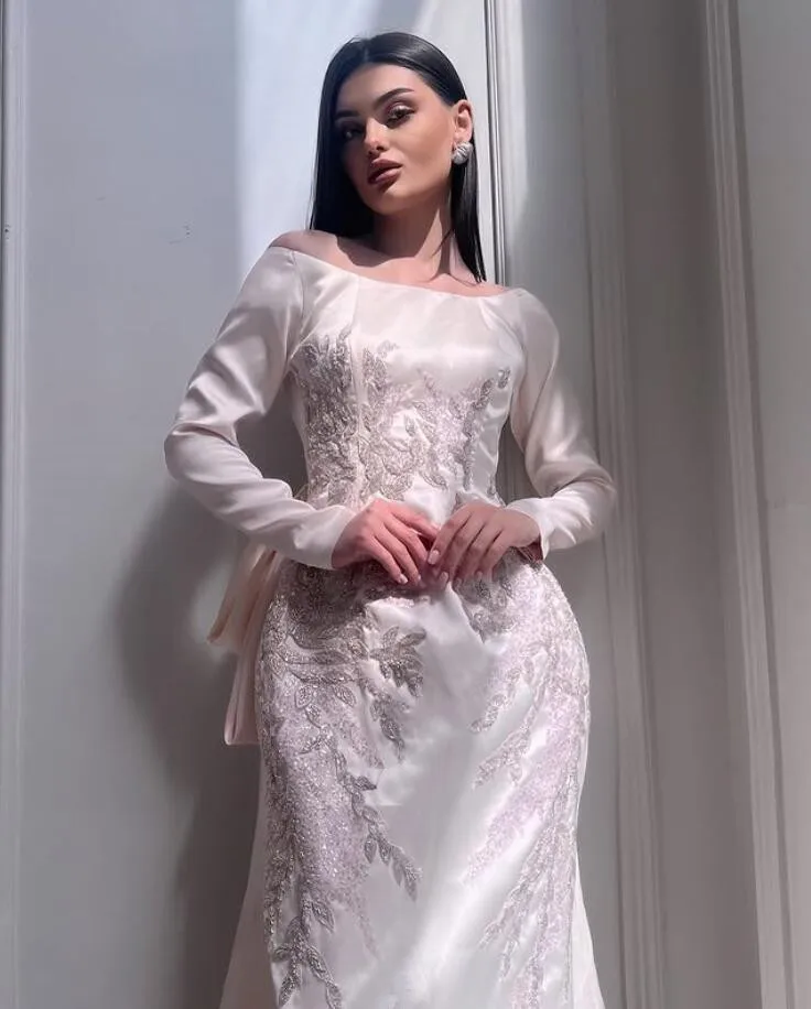 فساتين سهرة سعودية رسمية سباركلي بطول الكاحل وأكمام طويلة، تنورة مزينة بريق، فساتين حفلات عربية مخصصة