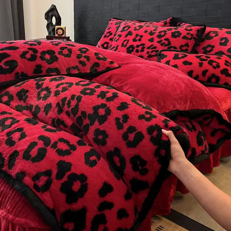 Maillard Style Velvet Winter 4pcs Bedding Sets for Adults Leopard Warm Quilt Cover Bedspread for Bedroom