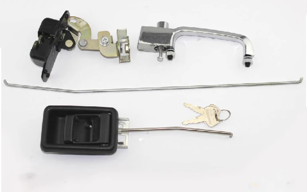 

Applicable Kato HD512/820/1023-1-2 excavator parts cab door lock assembly lock block