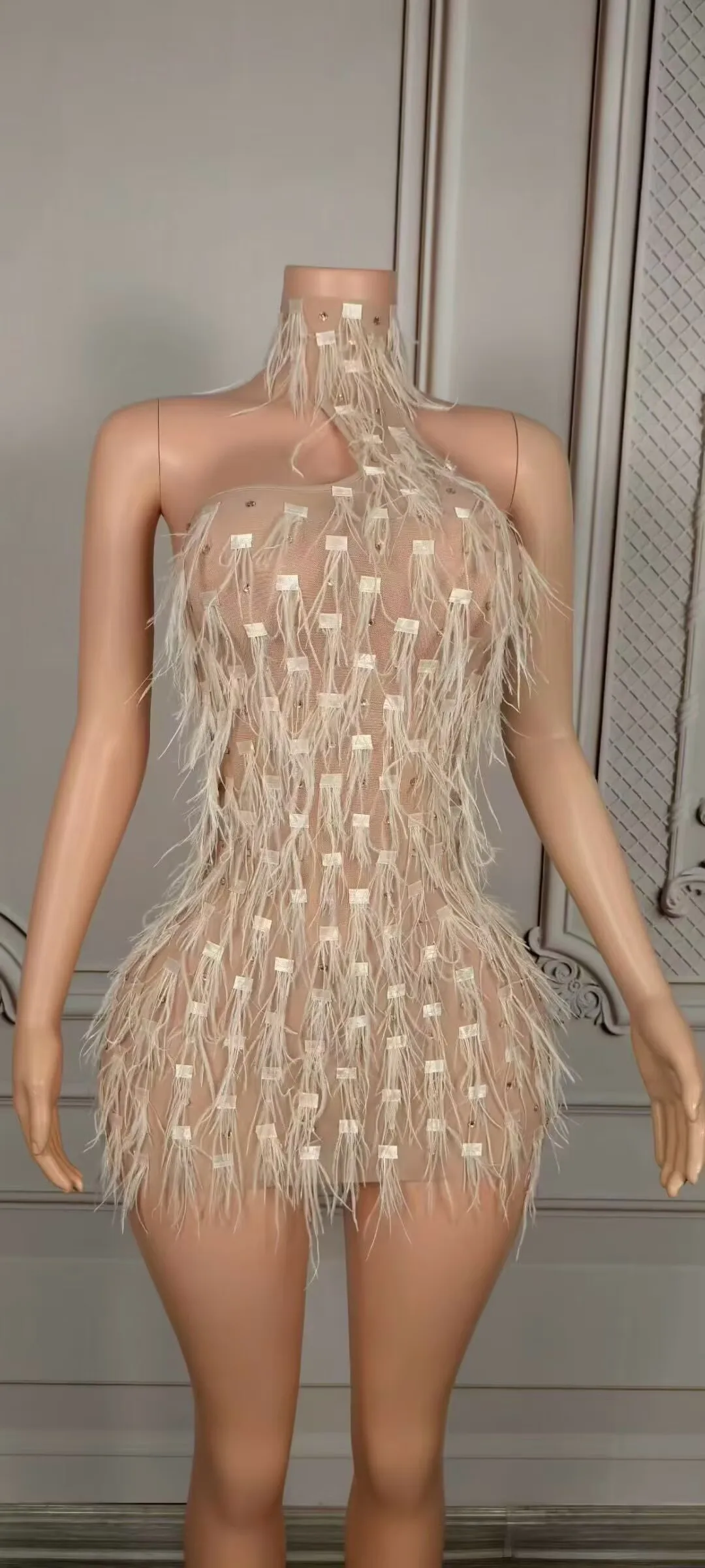 Vestido corto rosa con lentejuelas brillantes y plumas para mujer, traje picante para chica, traje de fiesta para celebración y club nocturno, vestido Bandage para sesión de fotos