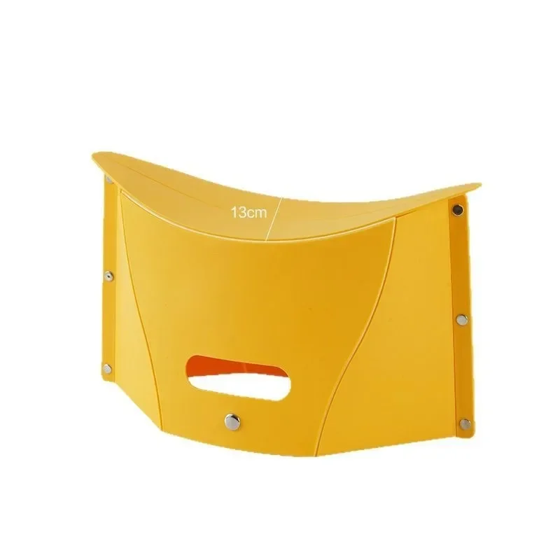 كرسي قابل للطي موفر للمساحة، مقعد بلاستيكي رفيع للغاية للتخييم والسفر والمنزل، مقعد محمول خفيف الوزن للاستخدام في الهواء الطلق