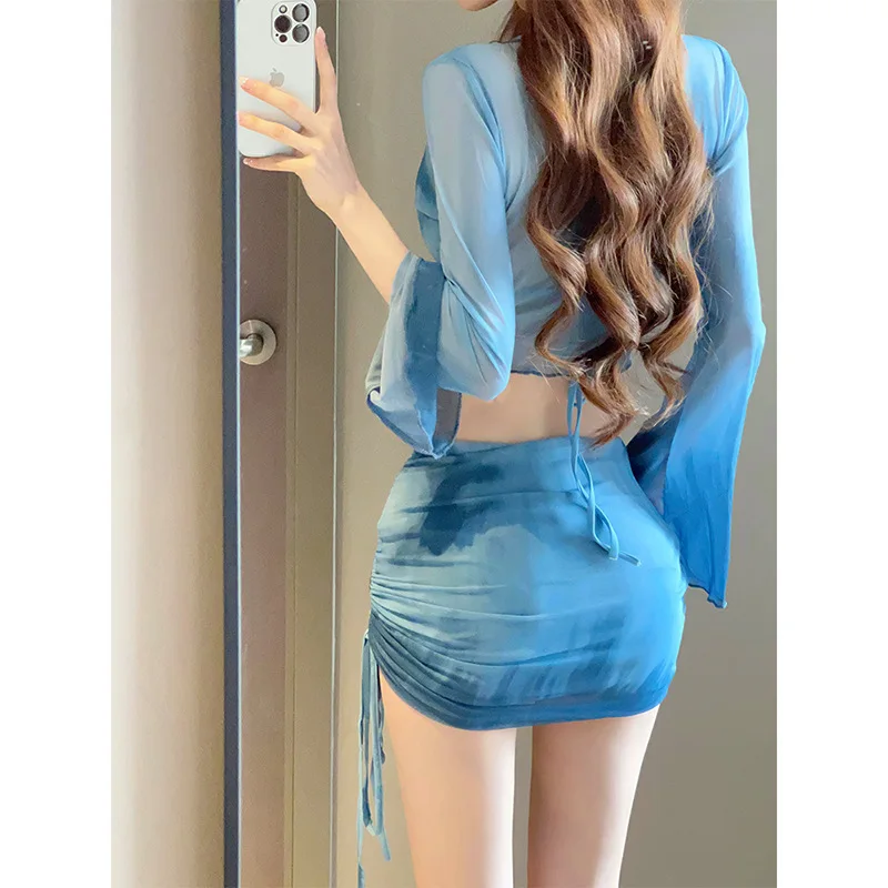 水着女性保守学生ハイエンド長袖温泉ビーチ休暇分割 4 点セット水着女性