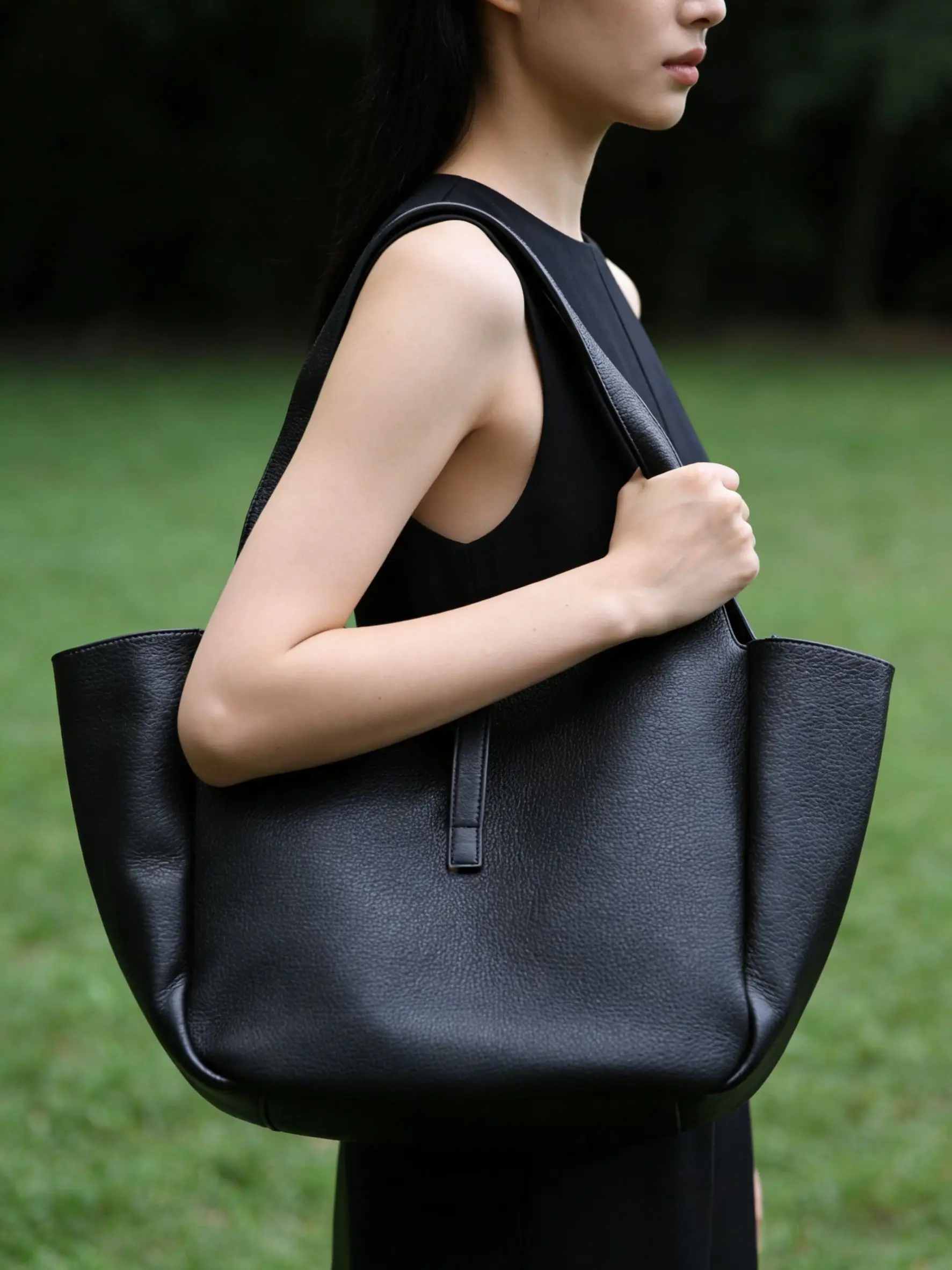 

Women's Bag Genuine Leather Bucket Bag Large Capacity Fashion Tote Bag Luxury Design Women's Handbag