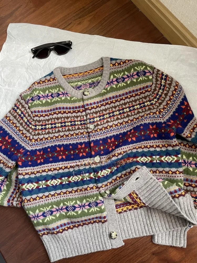 Pure Woolen Knitted Sweater Cardigan Women's round Neck Heavy Embroidery Retro Style Long Sleeve Autumn Fashion