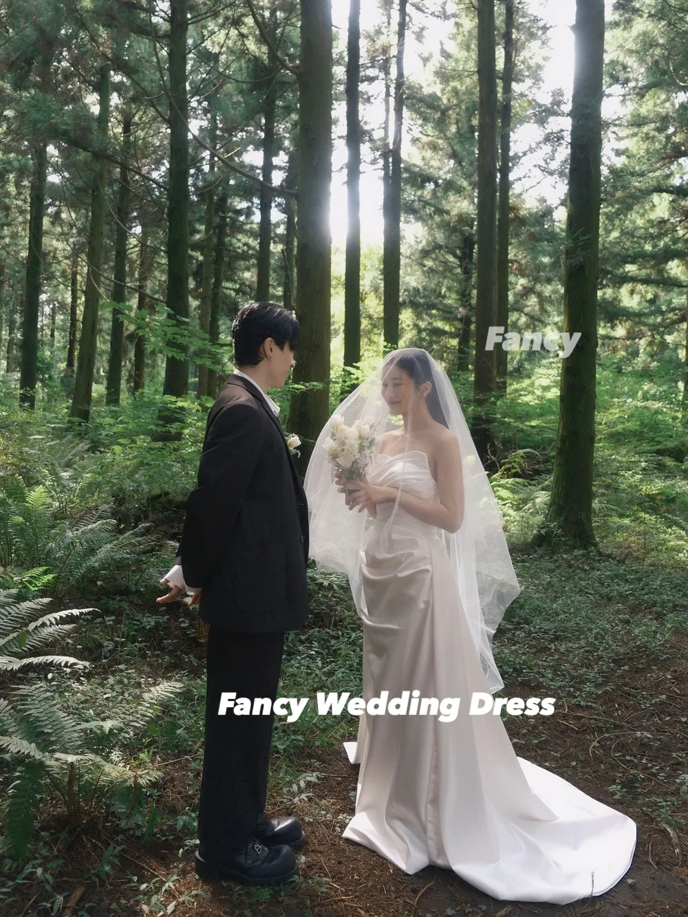 يتوهم أنيقة ألف خط فستان الزفاف كوريا الحبيب لينة الساتان فستان الزفاف الغابات الظهر مشد مخصص