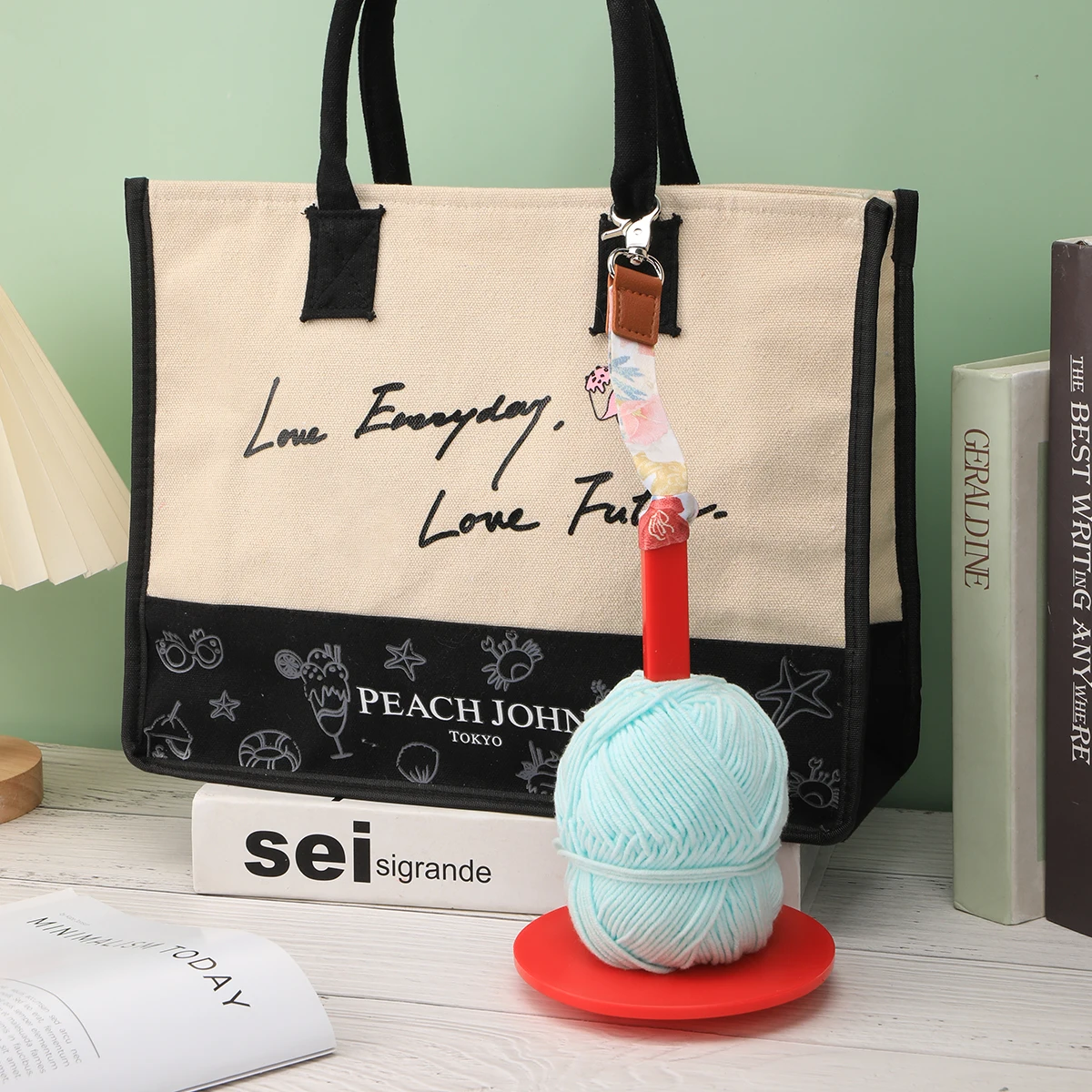 

Yarn Holder Plastic Spinning Knitting Tools Crochet Accessories Stand DIY Sewing Thread Spool With Wrist Strap Wool Ball Winder