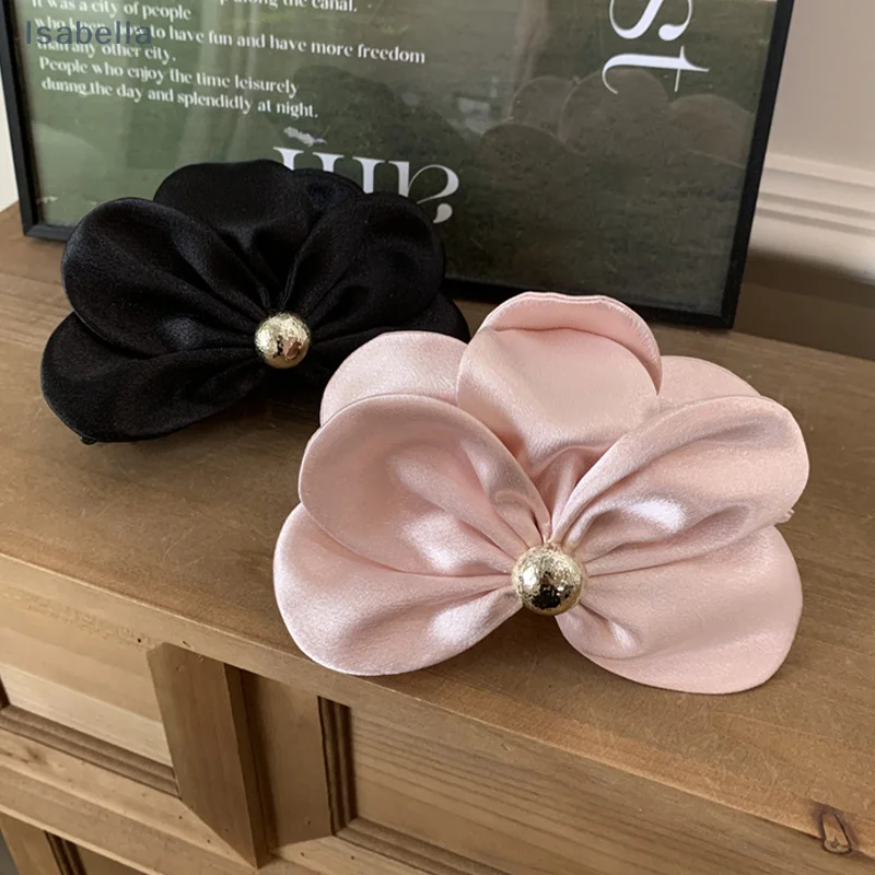 ♥ ♥ ♥ مشبك شعر بتلات ثلاثي الأبعاد من الساتان اللامع، دبوس شعر حلو نصف مربوط مشبك شعر نسائي مشبك سمك القرش