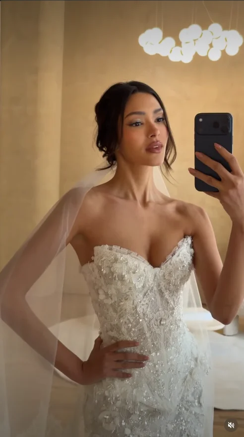 Strapless Sweetheart Mermaid Wedding Dress 3D Floral Crystal Beaded Lace Corset Fitted Bridal Gown Vestido De Novia Customized view 3