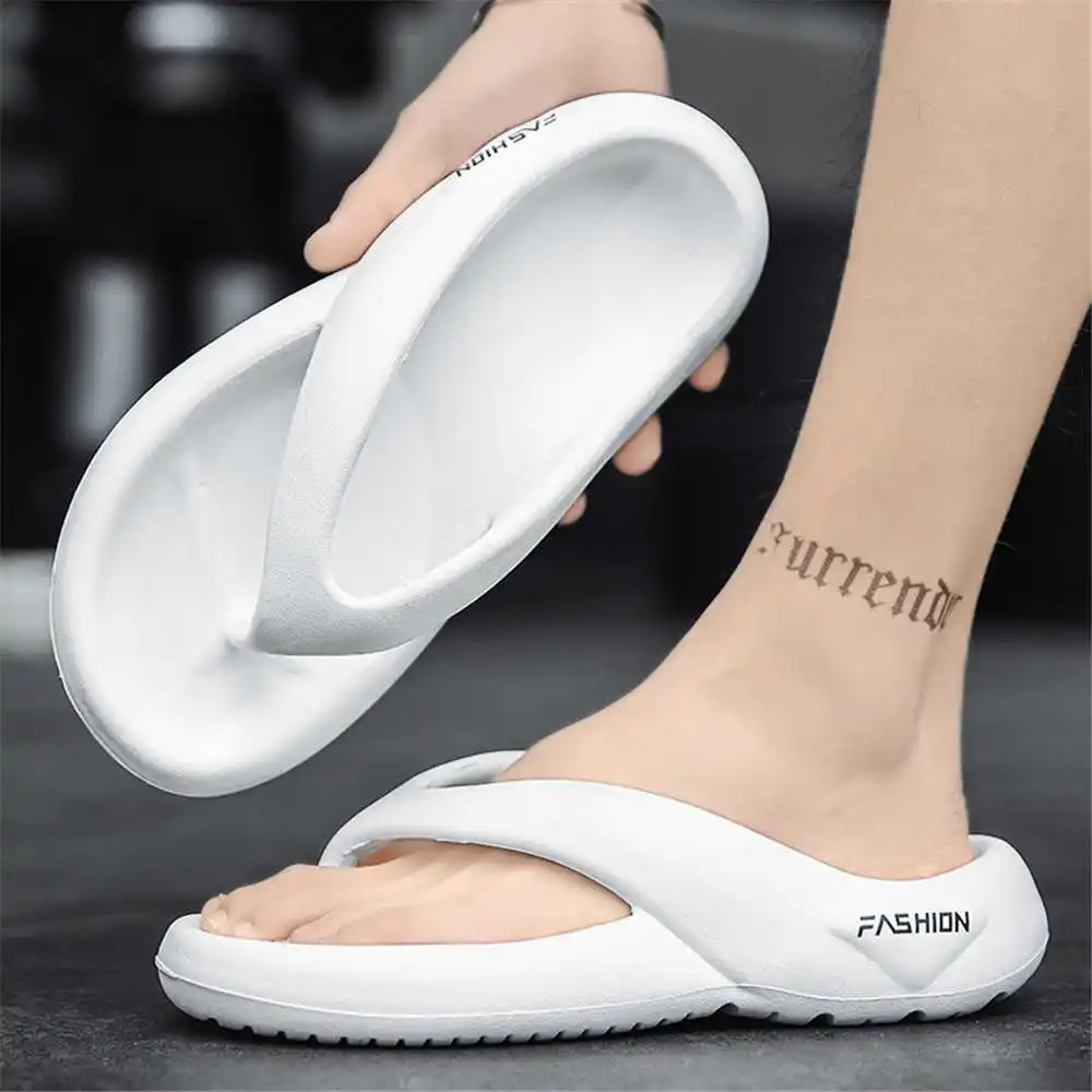 

Extra Large Sizes Light Weight Outdoor Slipper Men Slipppers Shoes Summer Men's Sandals Sneakers Sports Athletics