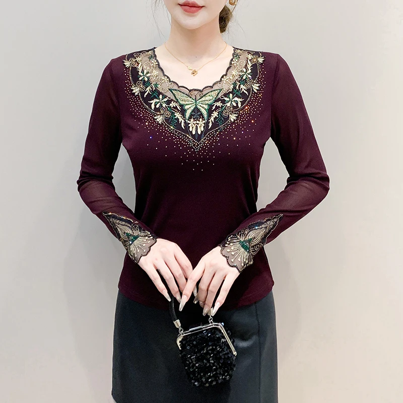 MadBlack-Women's European T-Shirt, Sexy V Neck Embroidery Diamond, Streetwear Long Sleeve Slim S-3XL Tee, 2025 Autumn T59634CC