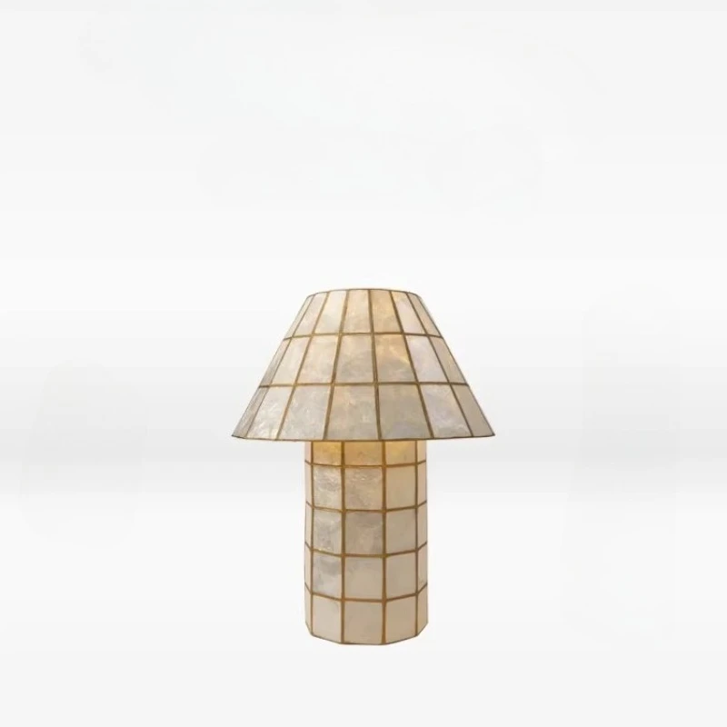 Moden Personality Brass Edge Shell Mushroom Table Lamps Art Decoration Living Room Bedroom Restaurant Office Denmark Desk Lights