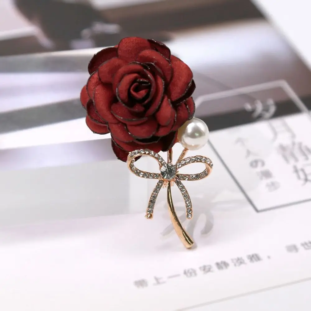 Elegant Temperament Rhinestone Sweater Pin Fabric Bow Corsage Women Brooch Fashion Jewelry Clothing Accessory Vintage Brooch