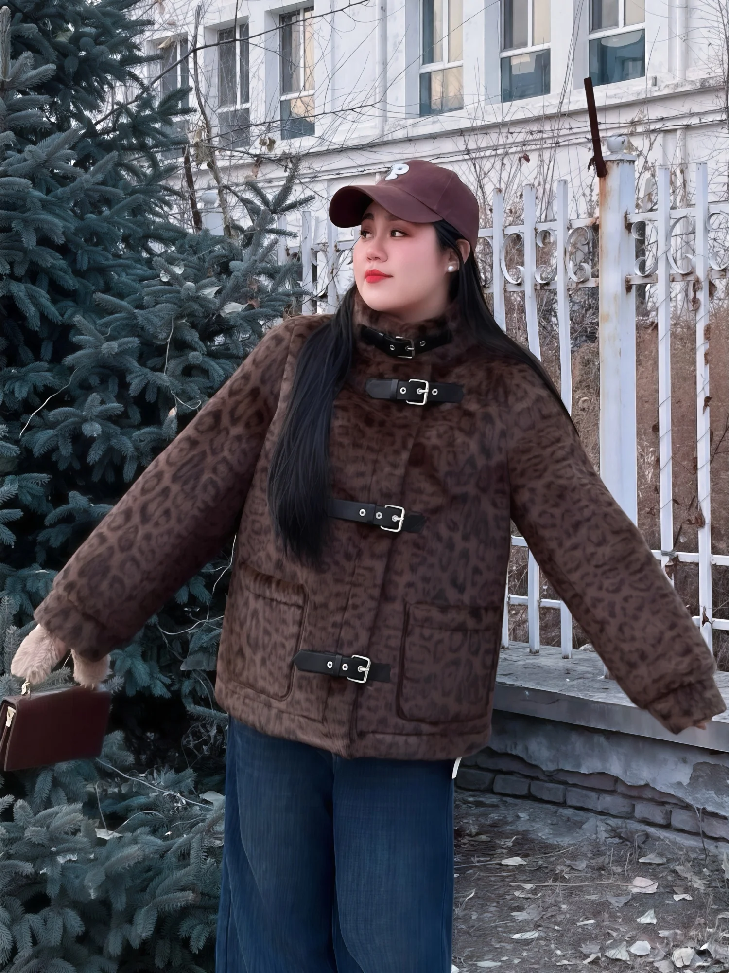 

plus Size Winter Jacket Short Stand Collar Leopard Print Casual Style Women's Outerwear Thickened Polyester Fiber Long Sleeve