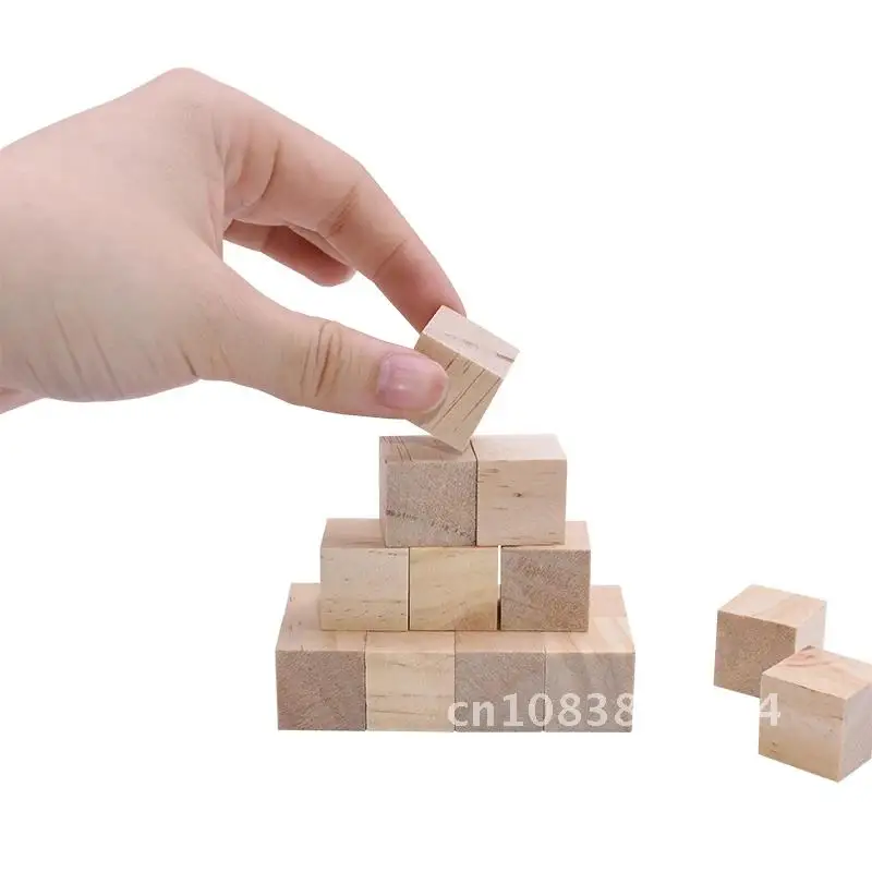 

Wooden Square Blocks Unfinished Wood Solid Wood Cube Mini Cubes DIY Woodwork Craft Embellishment for Wedding Christmas Party