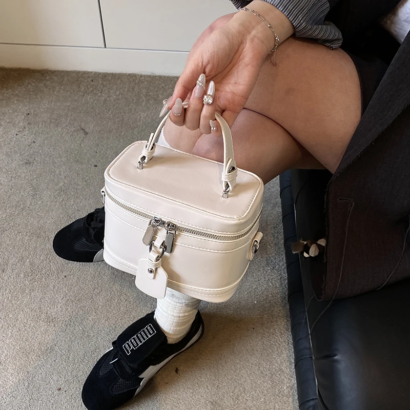 

Новая мини-масляная восковая кожа, женская сумка через плечо, высококачественная модная мини-дизайнерская сумка, высококачественная женская маленькая сумка-кошелек из искусственной кожи