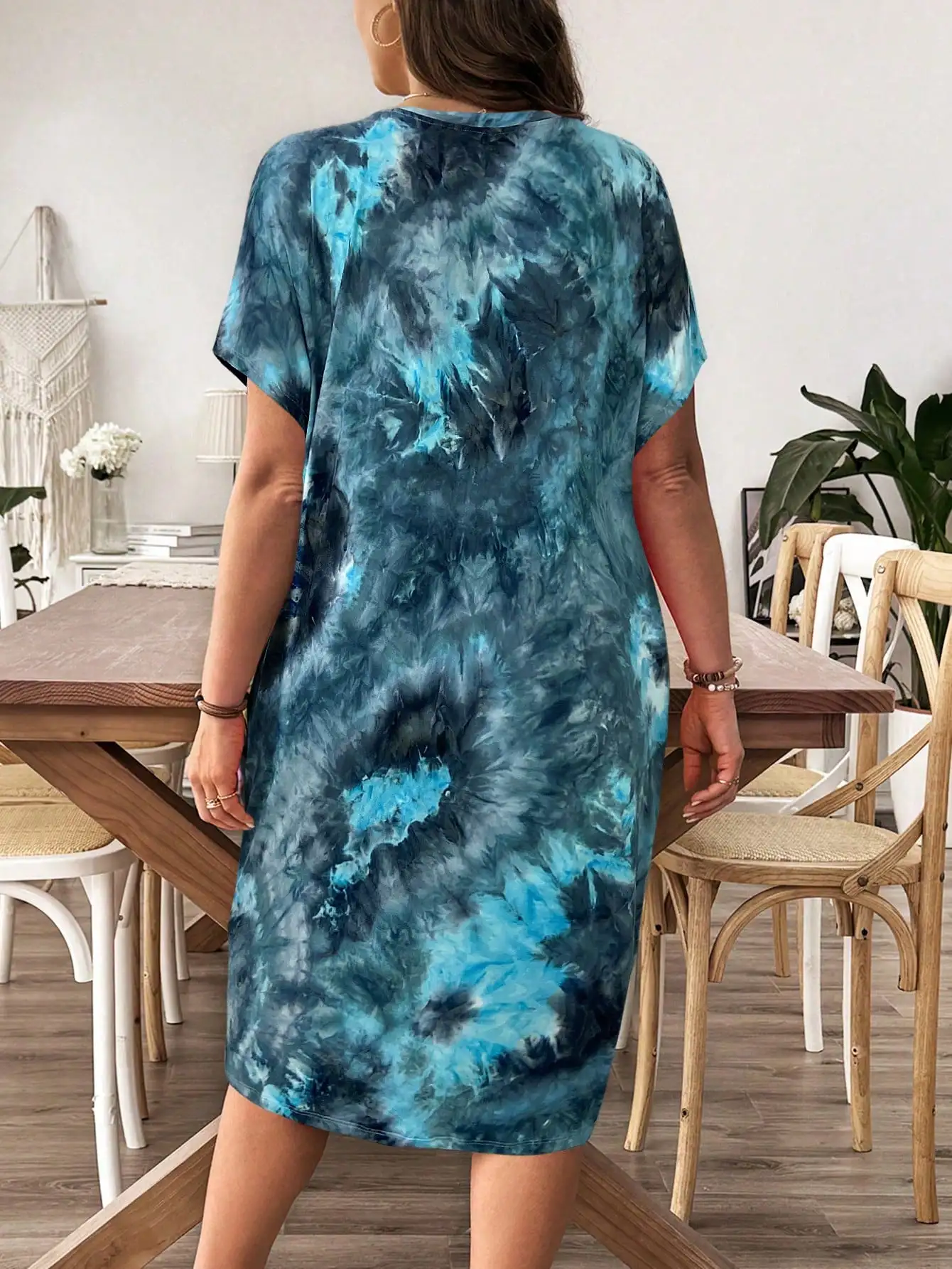 

Plus Size Women V-Neck Bat Sleeve Casual Tie-Dye Dress Summer Outfit