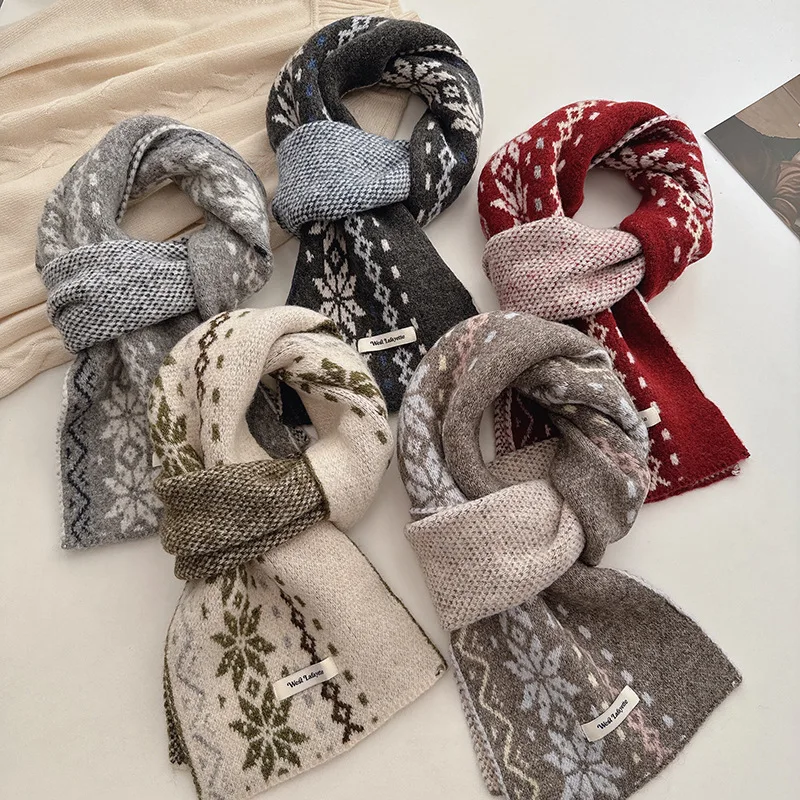 Fair Island pattern wool blended scarf women's fashionable high-quality British style retro snowflake winter scarf couple
