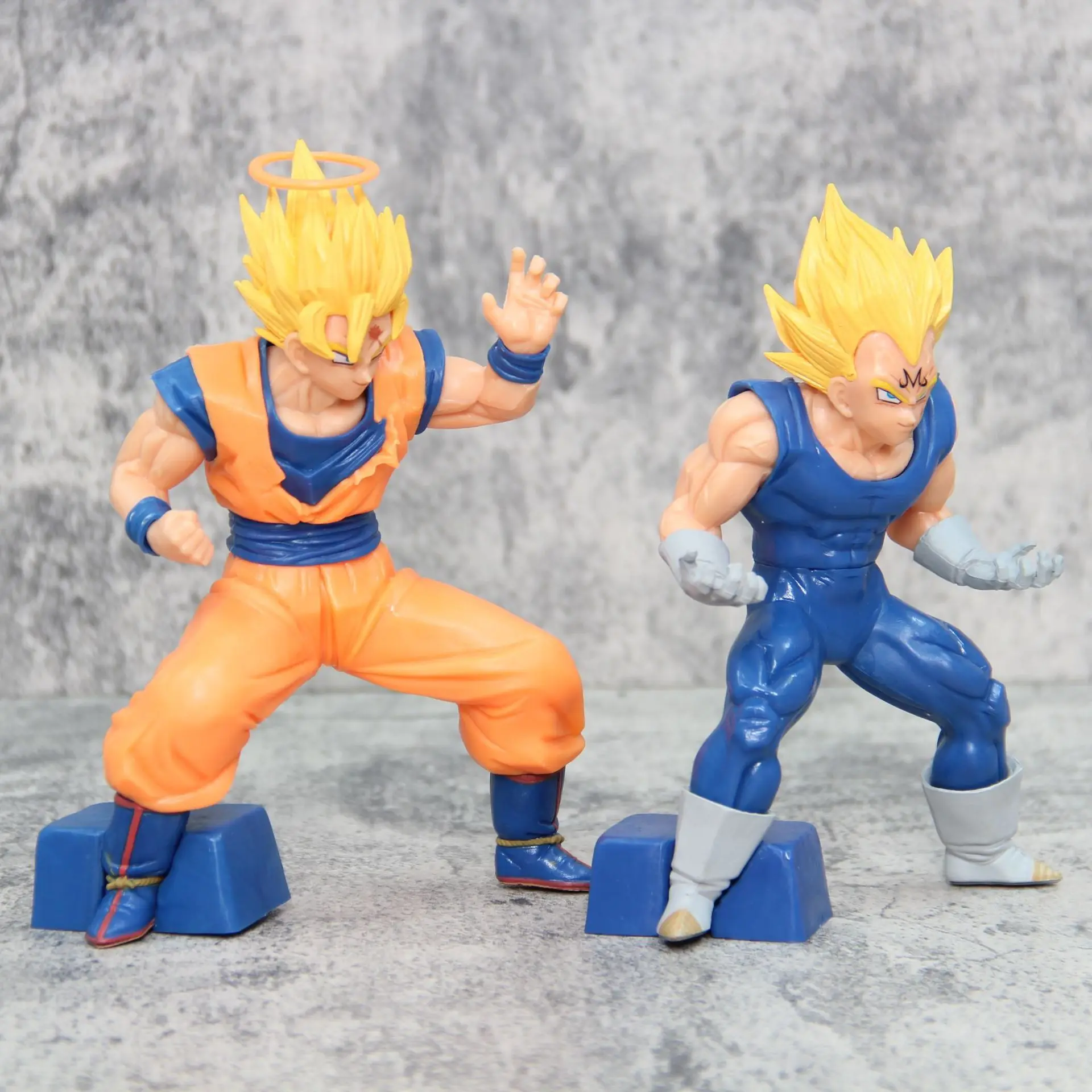 Cartoon Anime Dragon Ball Son Goku Figure Battle Damage Vegeta Statue Pvc Action Manga Figurine Collectible Model Doll Toys Gift