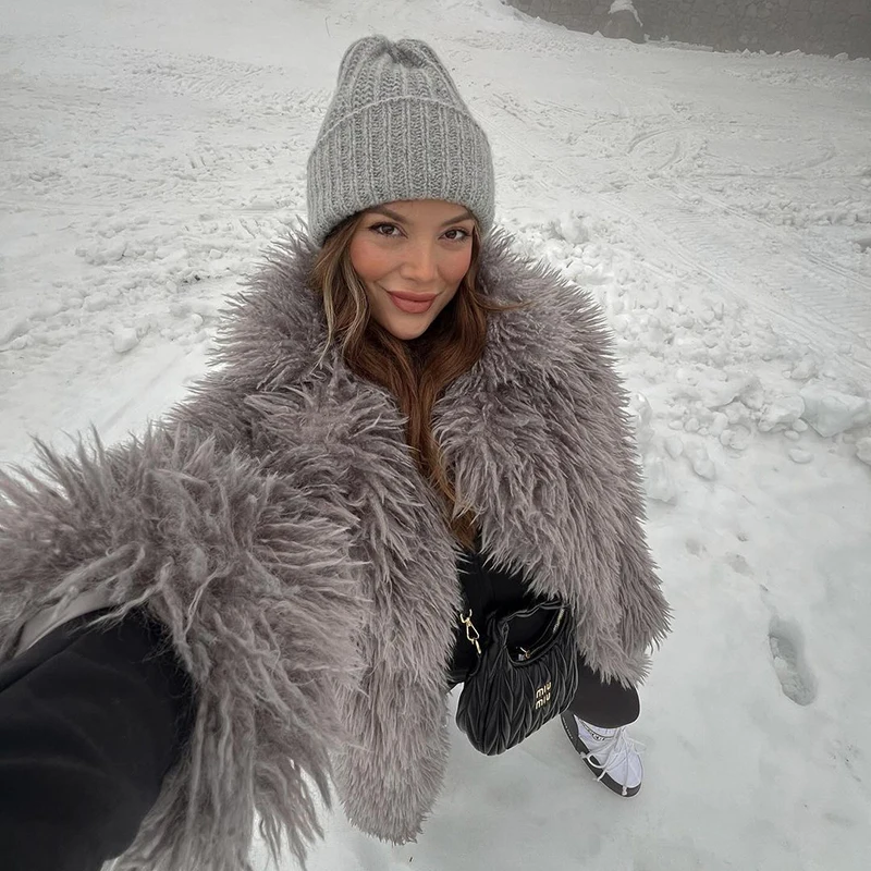 Neo Mint Extra Long Luxury Lamb Fur Teddy Coat Women 2024 Winter Ladies Mob Wife Style Oversized Chunky Faux Fur Jacket Overcoat