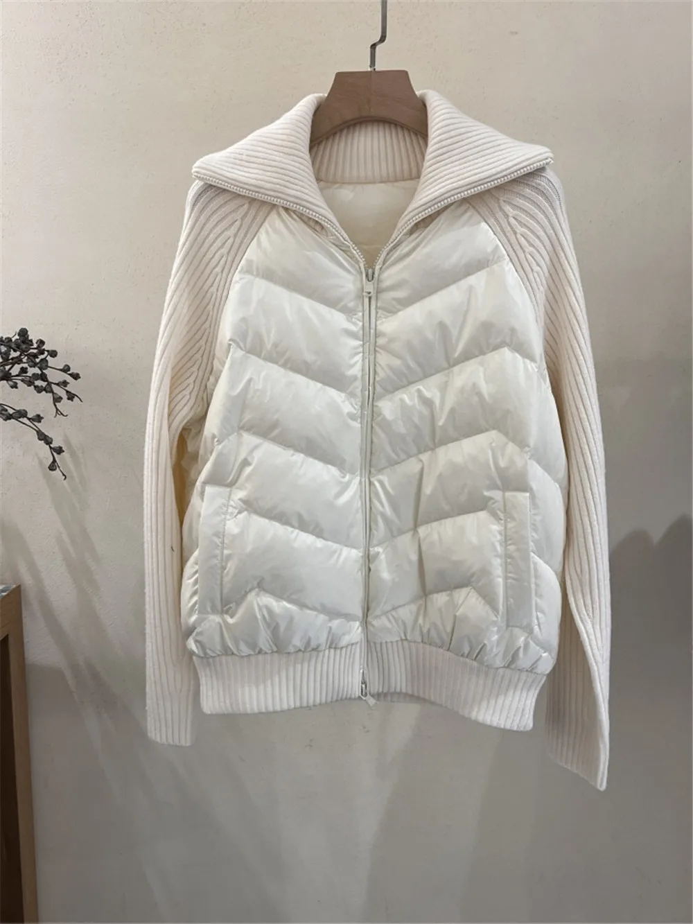 Imagem -03 - Cardigan de Zíper de Gola Alta Feminino Cabolsa de Malha Jaqueta de Ganso Branco Emendado Roupa Grossa b c Novo