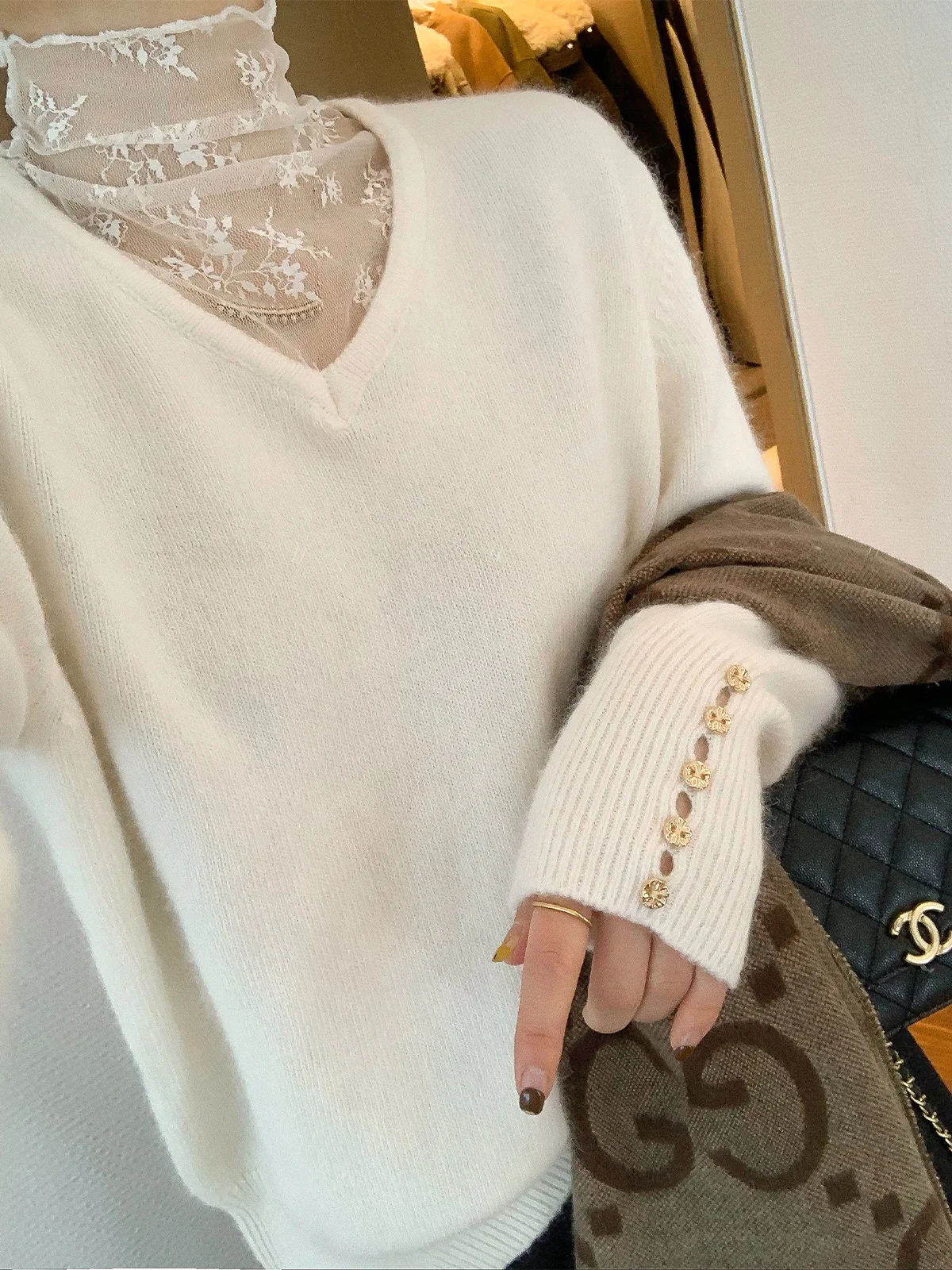 

Love Devil Fi Baby Camel бархатный кружевной лоскутный вязаный свитер с v-образным вырезом, женский зимний новый шерстяной базовый топ