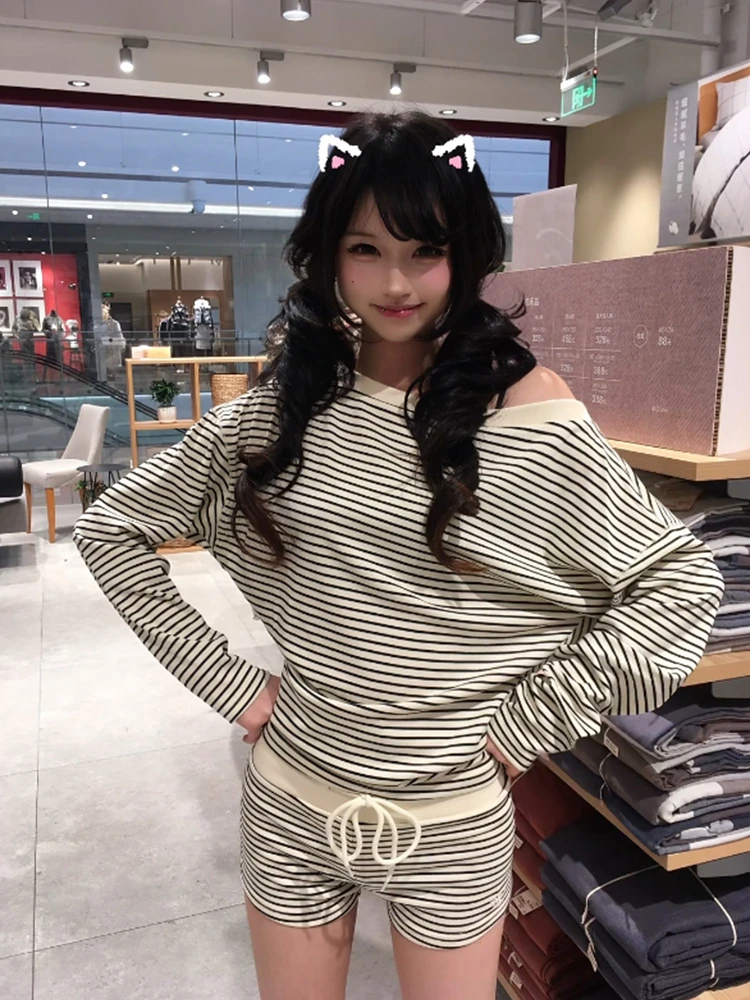 Tonngirls Y2k اليابانية قطعتين الدعاوى قبالة الكتف بلايز + شورت صغير الشارع الشهير خمر مخطط النساء مجموعات وتتسابق الكورية #3