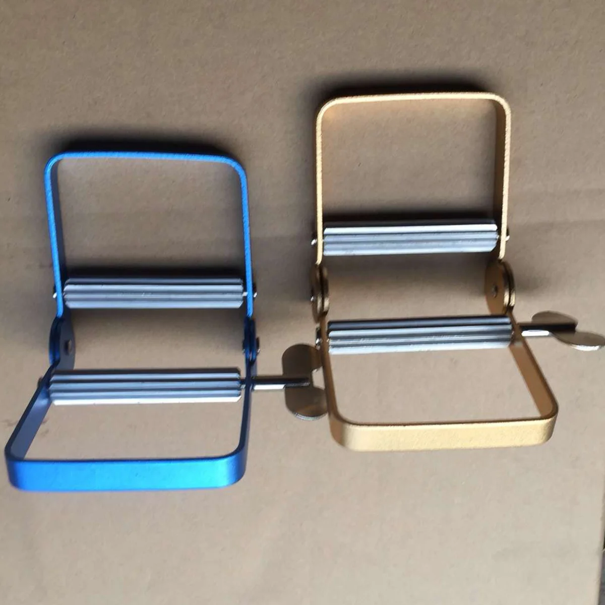 

Stainless Steel Efficient Tube Organizer Bathroom Kitchen Tool For Cosmetics Paints Creams Tube Squeezer Toothpaste