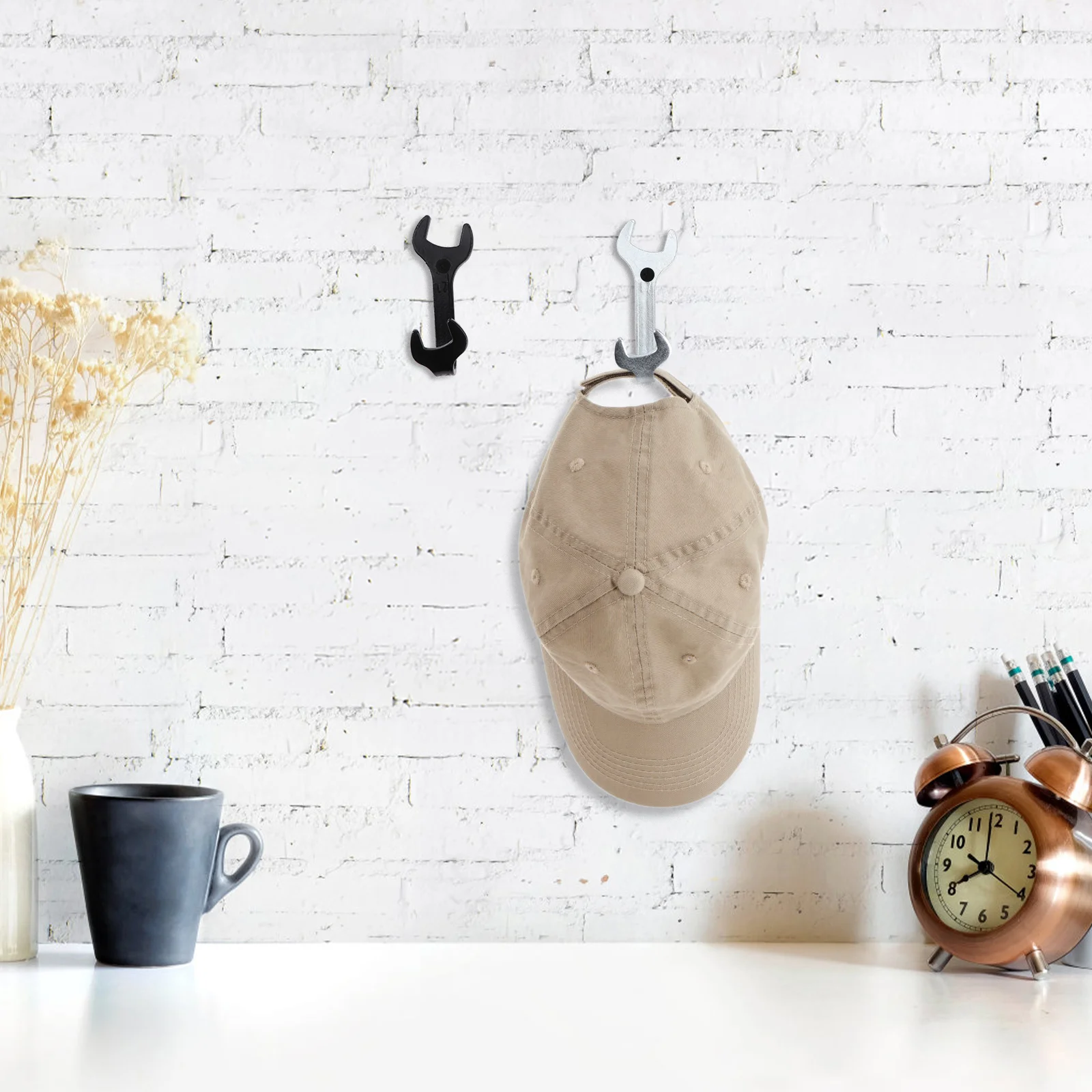 2 PCS Clothes Wrought Iron Hook Hangers Hooks Wall Hanging Metal Mounted Industrial Style