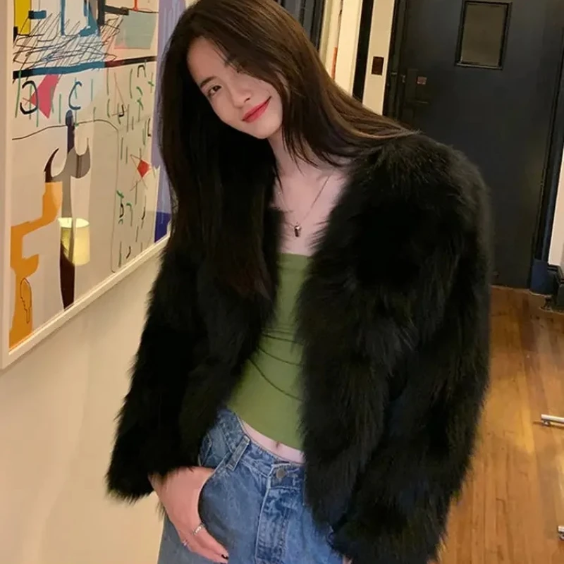 2026 New Fashion Casual Imitation Fox Fur Coat Female Short Loose Comfortable Winter Jacket Faux Fur Coat Womens Clothing