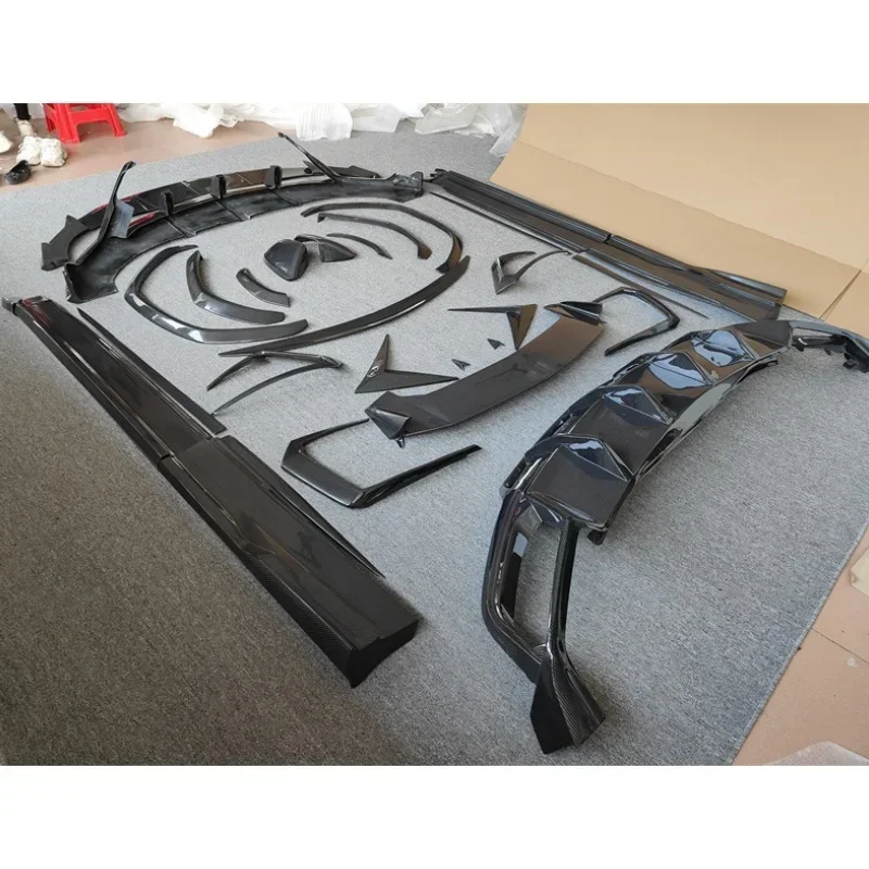 Carbon package side skirt front bar edge rear diffuser rear spoiler mirror housing for Lambor Urus TC style