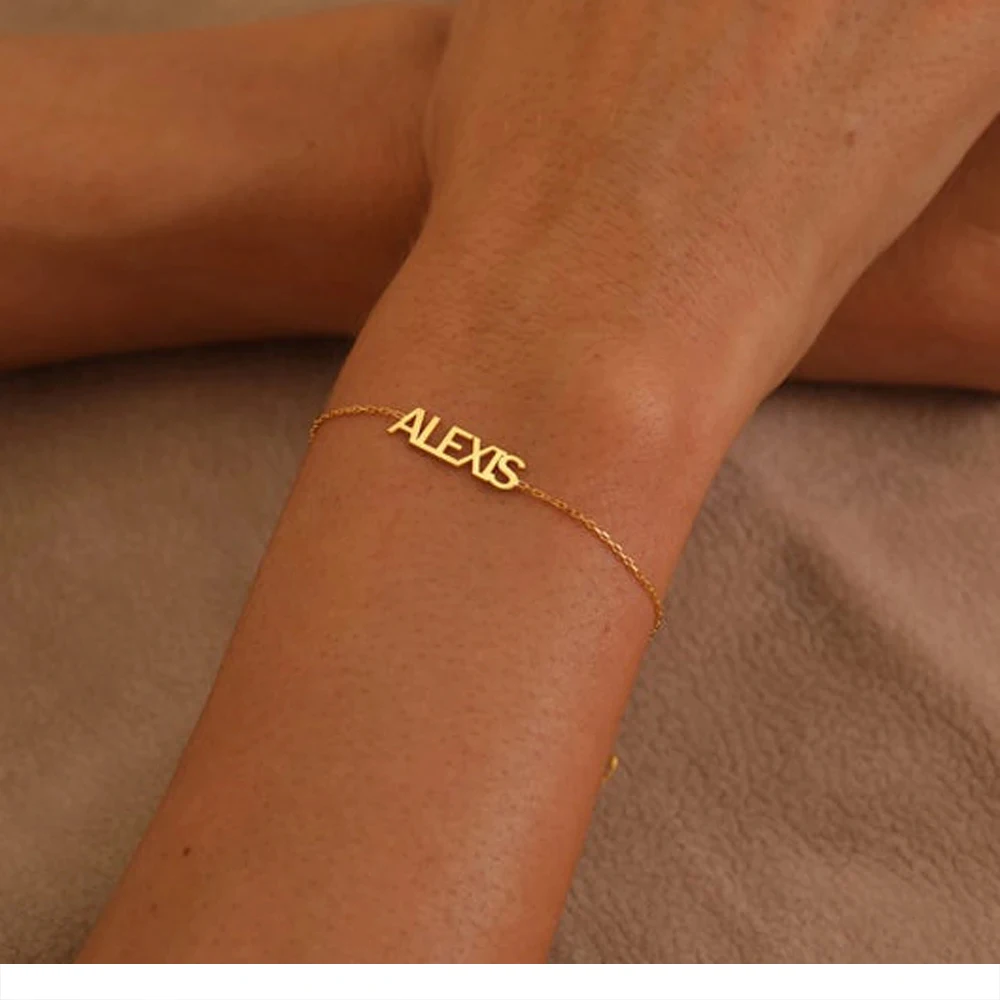 

Customized Letter Name Personalized Gold Stainless Steel Wrist Bracelet Fashionable Women's Luxury Jewelry Jewelry Valentine's