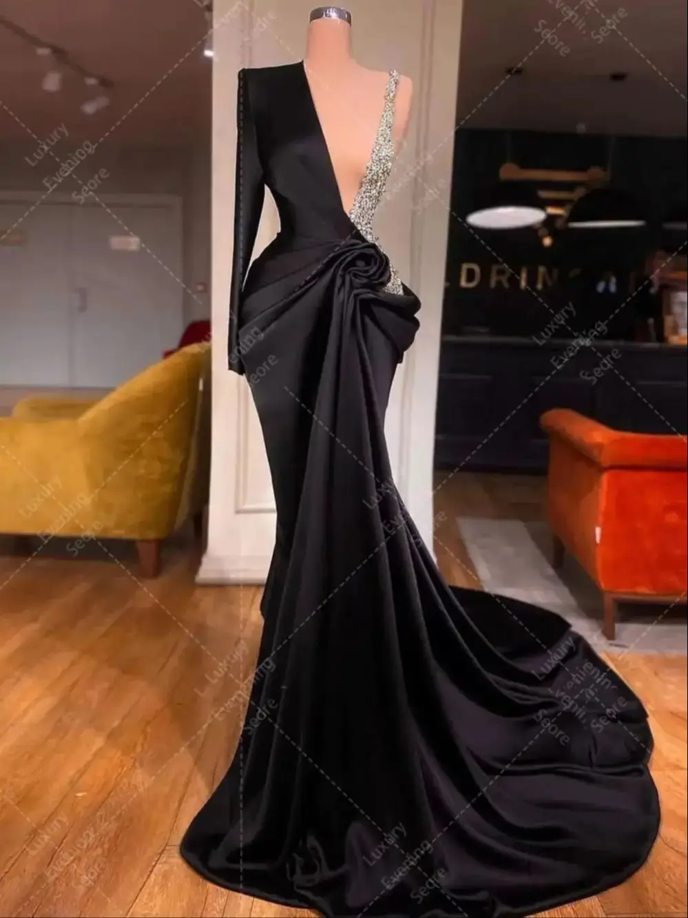 Luxury Black Mermaid Evening Dresses Woman\'s Beads Sexy V Neck One Shoulder Satin Prom Gowns Formal Customized فساتين السهرة