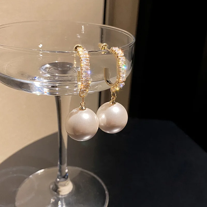 Luxury Crystal Flower Pendant Earrings for Women Temperament Pearl Dangle Earring Girls Party Wedding Jewelry Accessories Gift