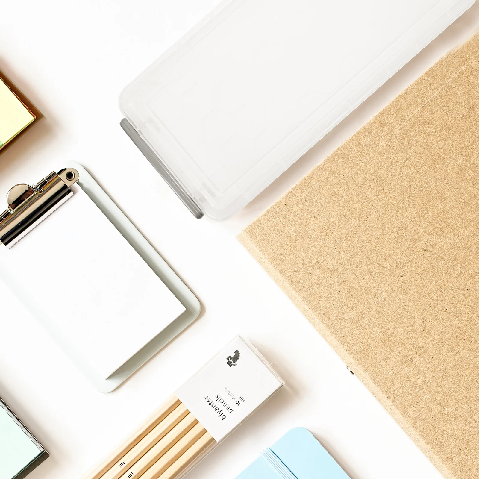 

4Pcs Premium Pencil Case Set Spacious Stationery Box for Drawing Writing Supplies Outdoor Sketching Lightweight Secure Lid