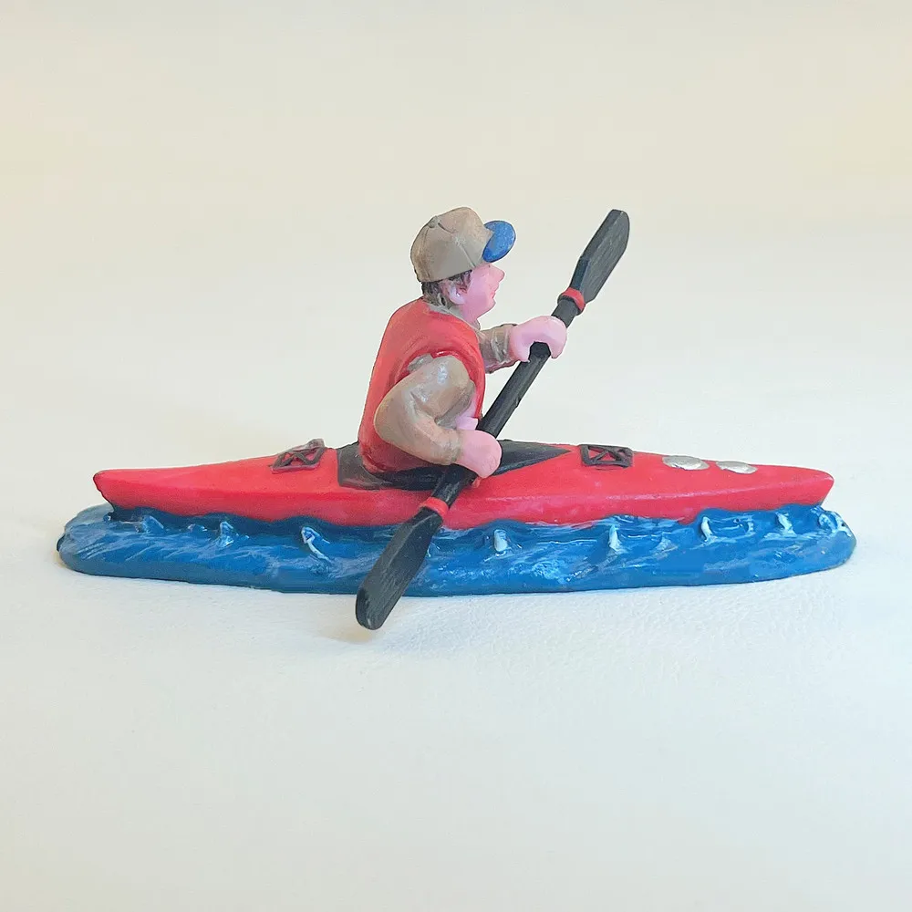 Mini Kayaker Resin Figurine Man Paddling Kayak Statue Fairy Garden Micro Landscape Ornament Water Scene Diorama Decor