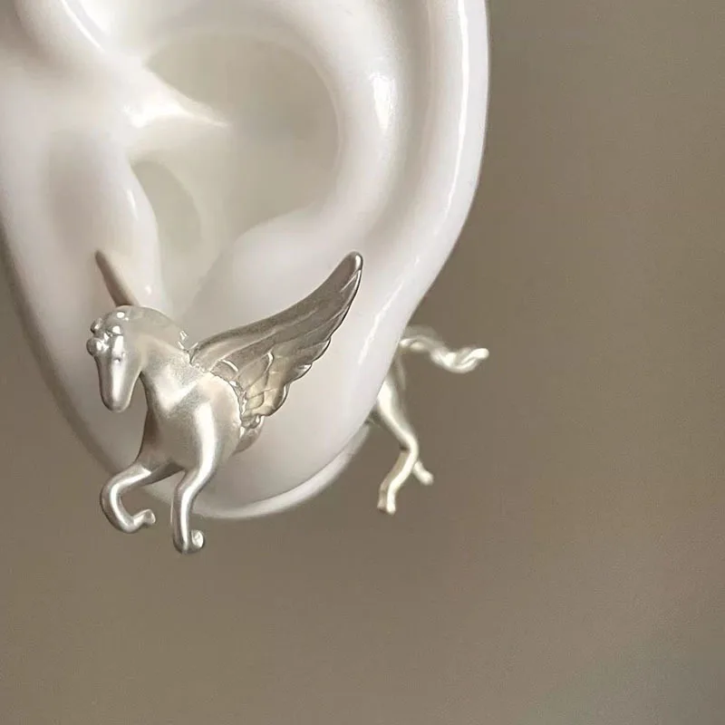Gold Silver 3D Stereo Horse Stud Earrings Stainless Steel Fashion Animal Earrings Unisex Designer Jewelry Gift