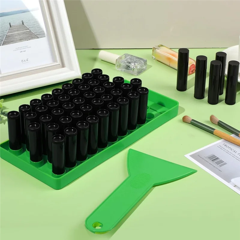 A88E-handgemaakte lippenbalsemcreatieset: 50 lege buizen, vormenset en schrapers inbegrepen