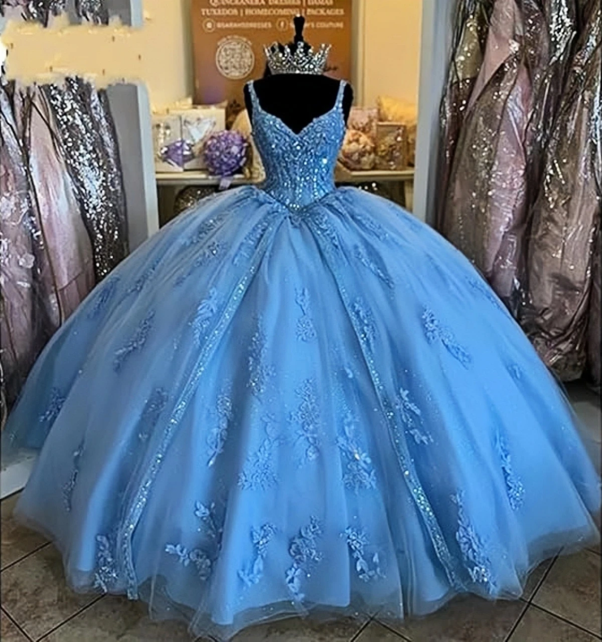 Sweetheart Tulle Quinceanera Dresses Ball Gown Spaghetti Strap Lace Applique Tiered Sweet 16 Dresses for Teens with Lace Up Back