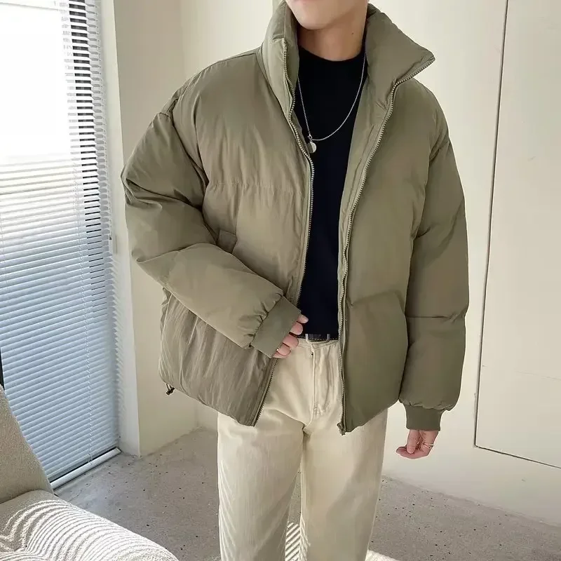 Koreanische Version der einfachen, einfarbigen, warmen, gepolsterten Freizeitjacke, dicke, lockere, winddichte, mit Baumwolle gepolsterte Kleidung für Herren im Winter