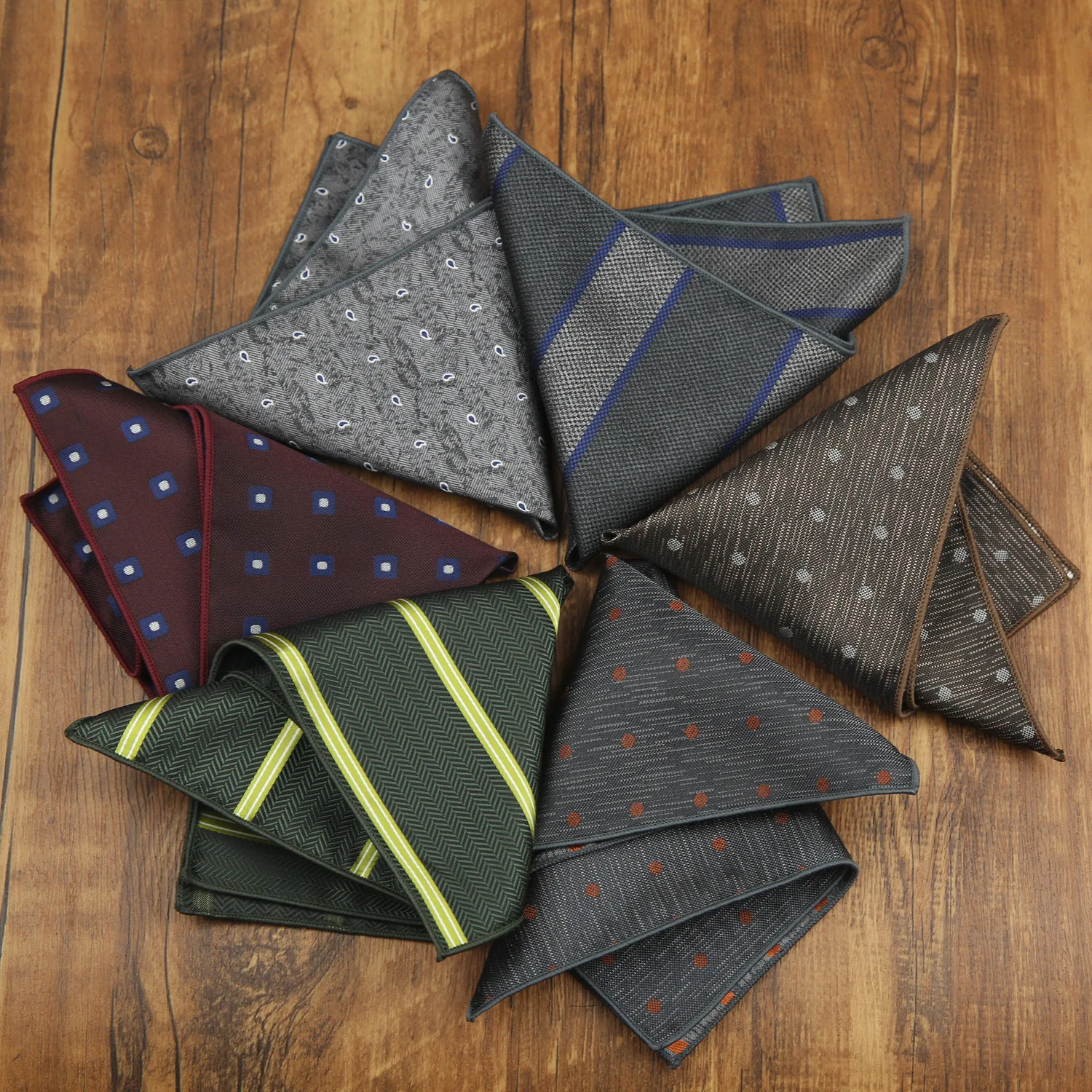 Nuovo fazzoletto da taschino invernale alla moda da uomo marrone navy pasiley fazzoletto a pois 23 cm fazzoletto in poliestere a righe accessori da sposa