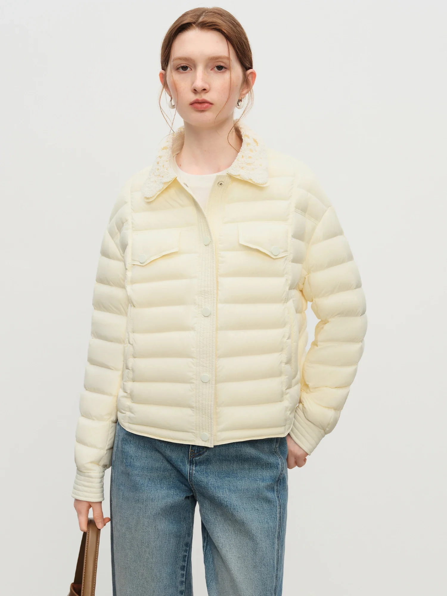 FSLE 2025 New Arrival Winter Women's Lightweight Short Ivory Down Coat With Lace Panel Collar Warm Padded Coat Outerwear Jacket