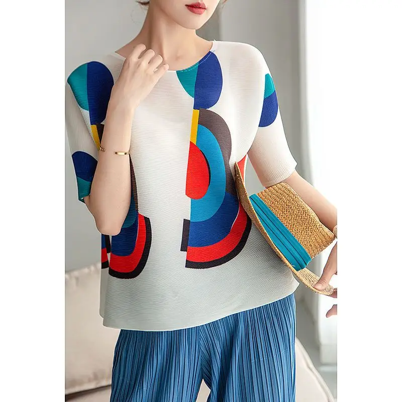 Fashionable pleated contrasting geometric patterns korean luxury clothing dresses ladies 2023 summer t-shirts