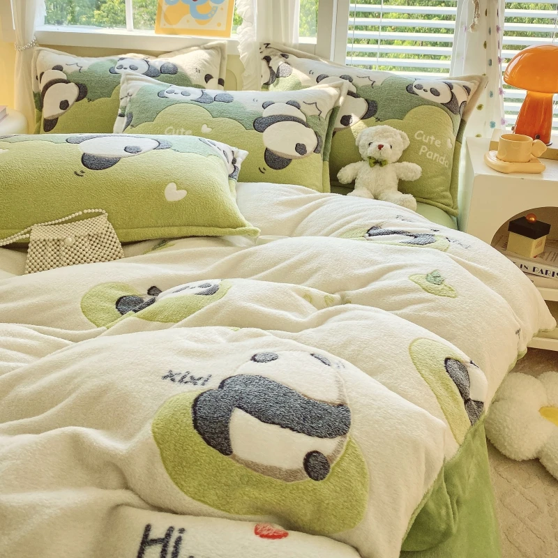 

Cute Panda Milk Velvet Duvet Cover Boys Girls Bedroom Decor Cartoon Animal Bedding Autumn and Winter Soft Warm Comforter Cover