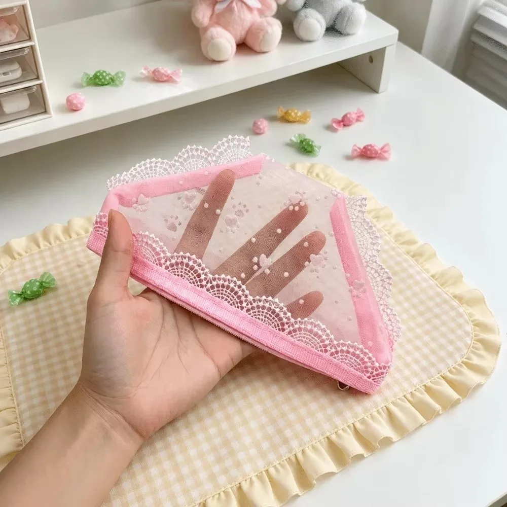 Korean Style Briefs Shape Cosmetic Bag Lace Trim Decorative Triangle Makeup Bag Creative with Zipper Toiletry Bag for Home