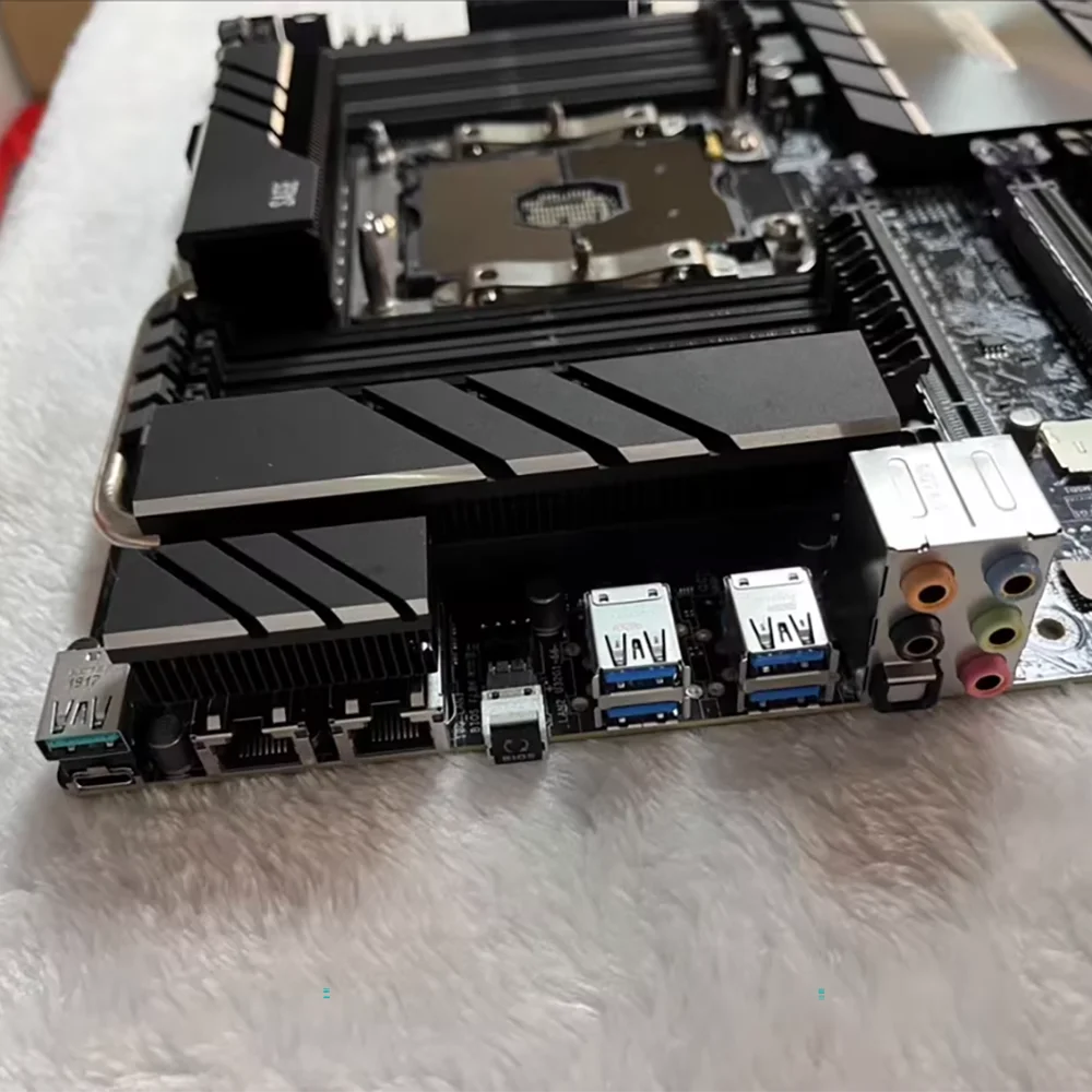 

Pro WS C621-64L SAGE/10G Workstation Server Motherboard