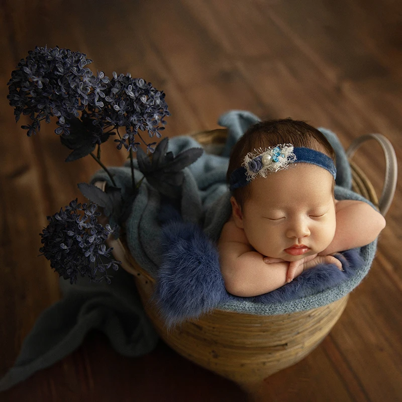 Accesorios de fotografía para recién nacido, envoltura de punto para bebé recién nacido, suave, estirable, envolver flores azules, cesta para posar, conjunto temático de fondo