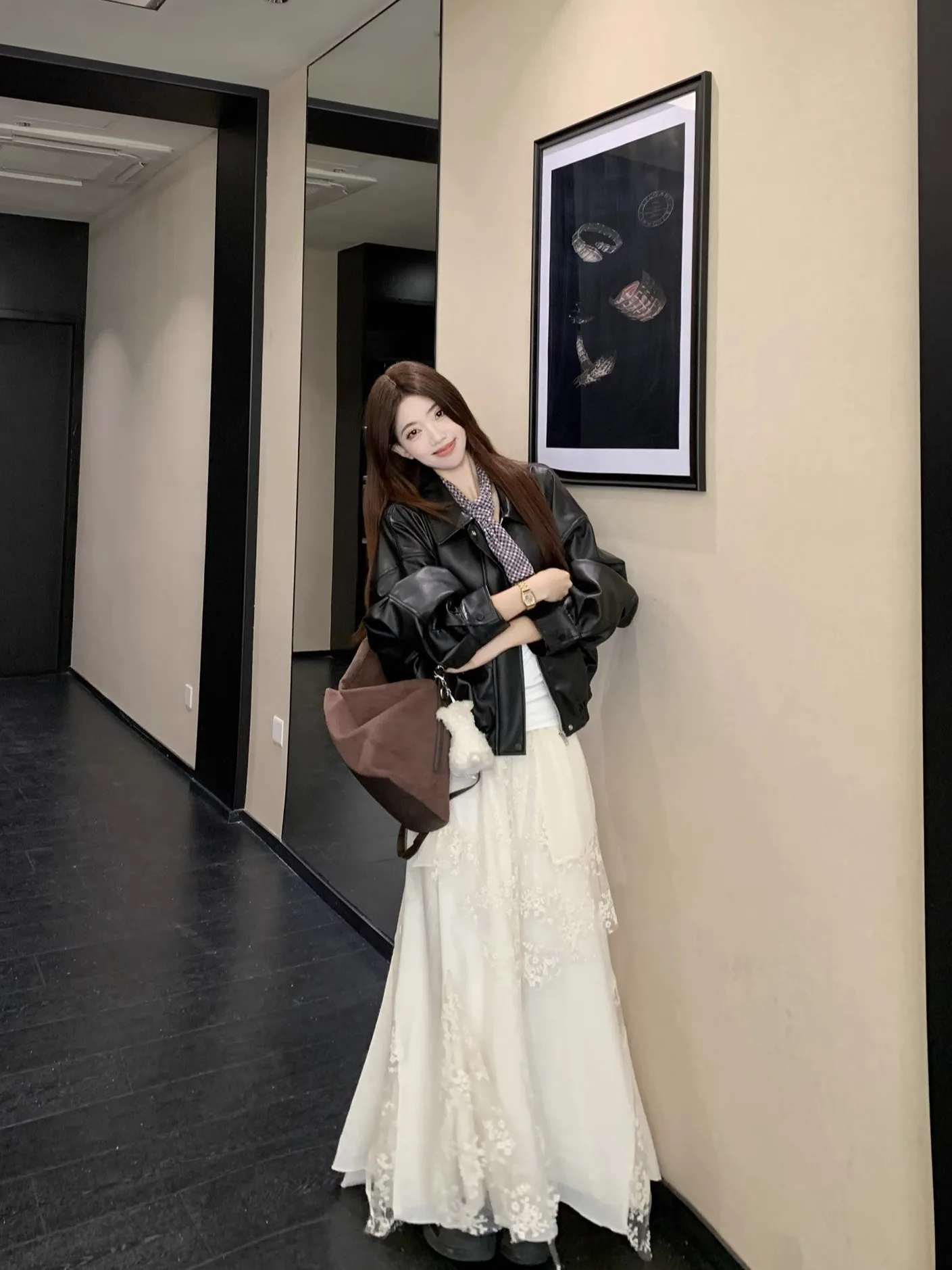 

Элегантный комплект из жакета с длинными рукавами и юбки: женская модная верхняя одежда, коллекция весна, дизайн с высокой талией, эффект стройности