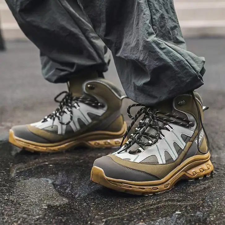 

2025 Winter Bestseller Unisex Lightweight Hiking Boots Casual Hiking Shoes Mountaineering Boots Exceptional Quality