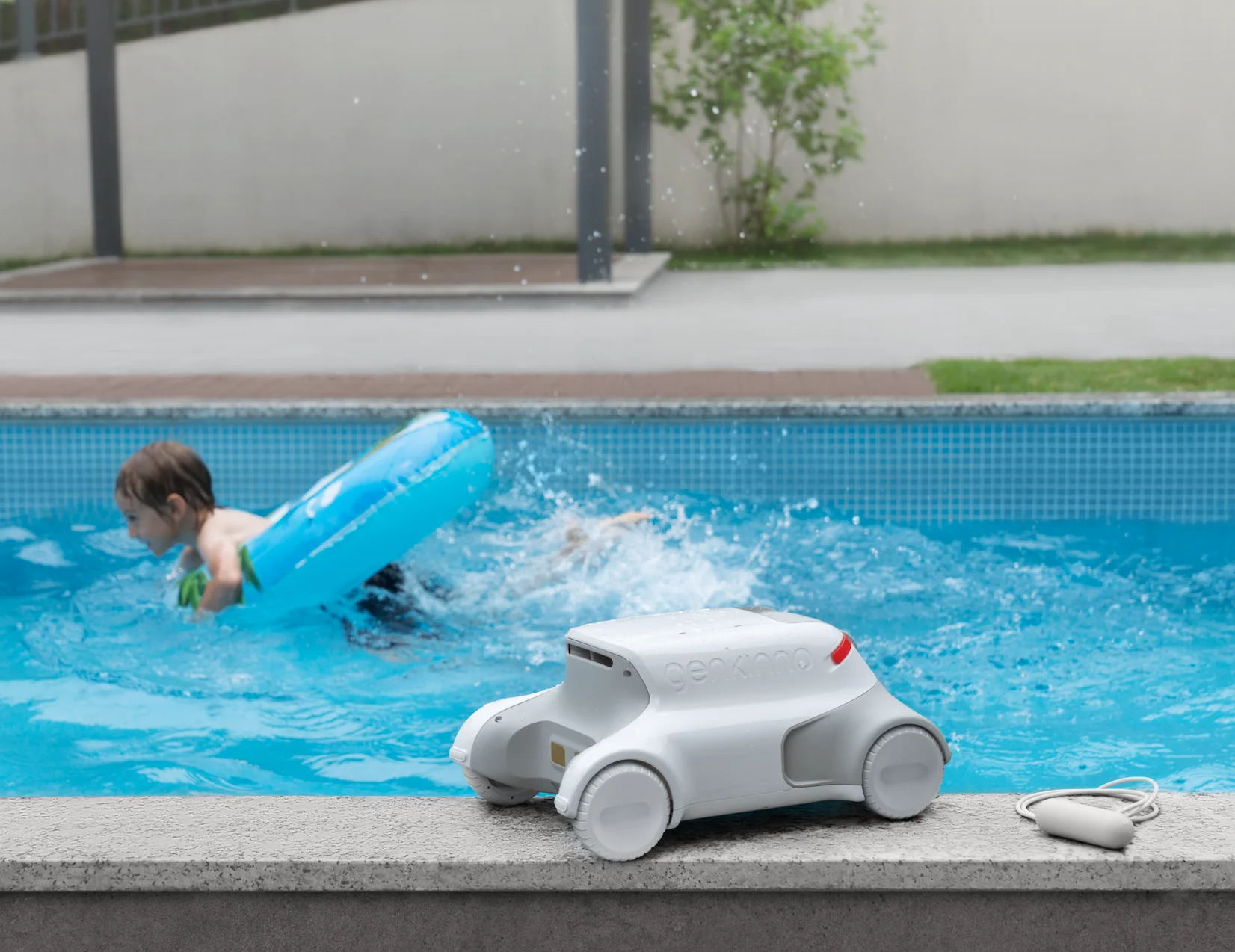 Stock NOW Portable Auto Swimming Pool Self Cleaning Robot Equipment Vacuum Suction Machine Cleaners