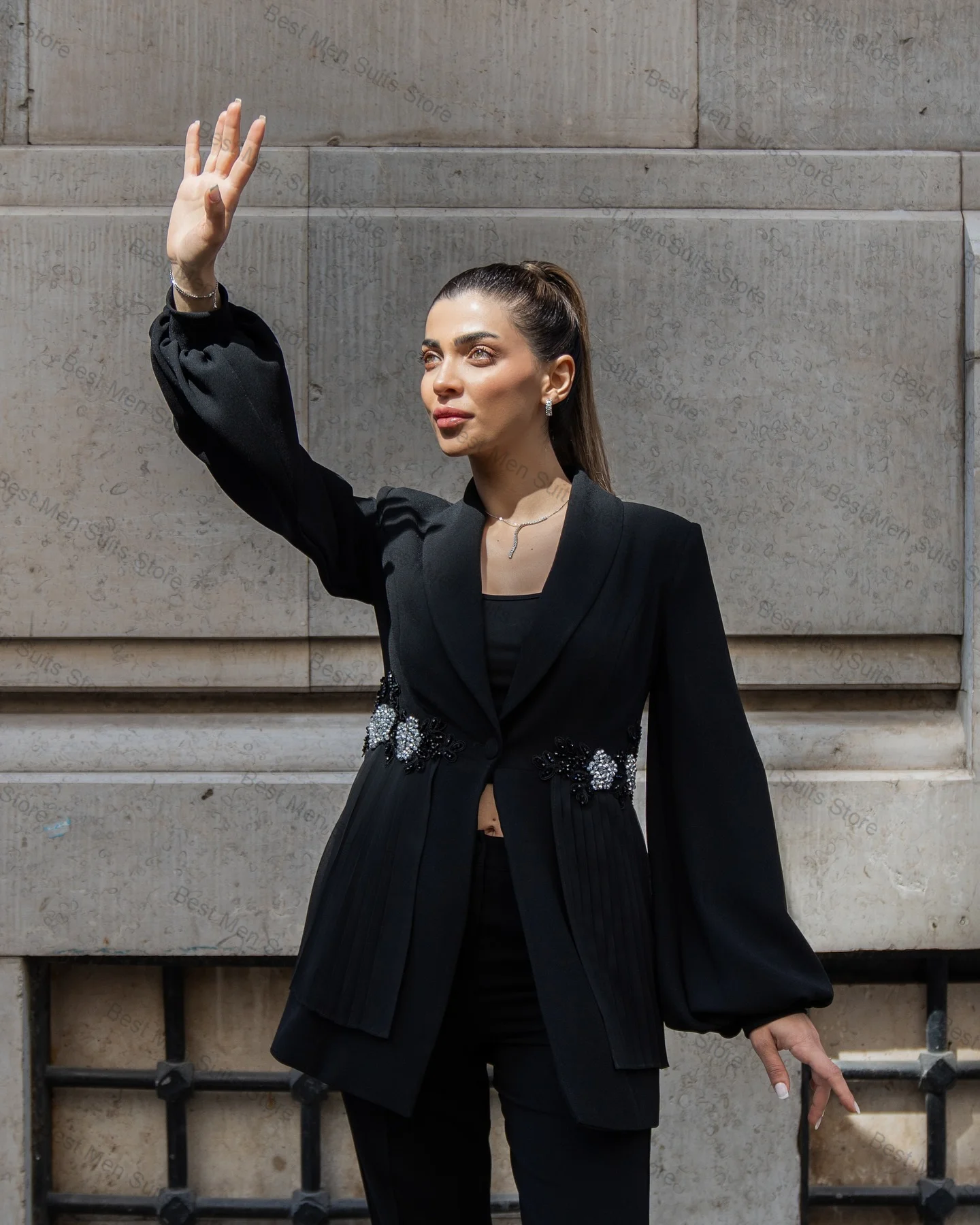 

Luxury Crystals Black Women Suits Set 2 Pcs Blazer+Pants Ruffles Hem Formal Office Lady Jacket Customized Wedding Bridal Gown